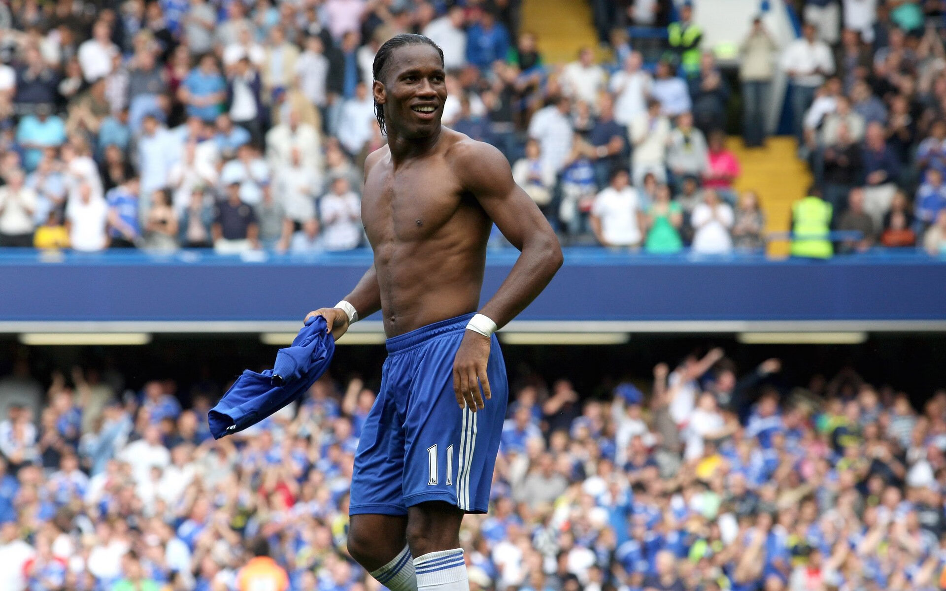 分区决赛首回合爆出冷门！巴塞罗那血战阿森纳，争冠形势突变